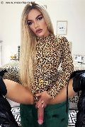 Foto Hot Rafaella Menicucci Xxl Incontri Trans Milano - 11