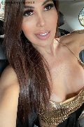 Roma Trans Bruna Moura 392 37 12 464 foto selfie 1