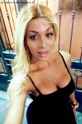 Roma Trans Camilla Brazil 389 90 59 453 foto selfie 27