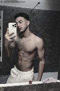 Caracas Boys Axel 393 03 20 919 foto selfie 3
